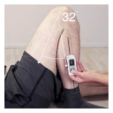 Digitaalse goniomeetri EasyAngle kasutamine Goniomeetri EasyAngle kasutamine jalal. näitab nurka kraadides