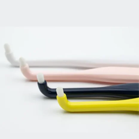 Single-Tuft kogu valik Ühe hamba hari Royal Denta Soft Silver Single-Tuft, kollane, roosa, sinine ja valge